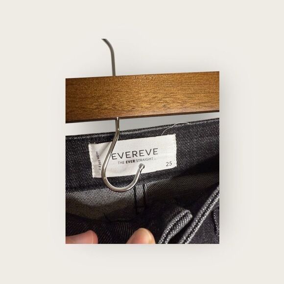 Evereve Ever Straight Jeans Black Washed Raw Hem Size 25 - Picture 4 of 5